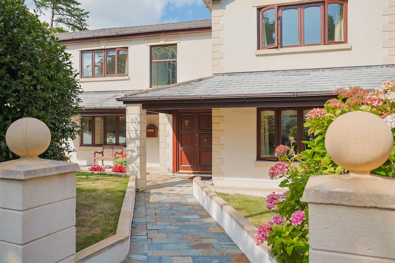 4 Palmyra Court, West Cross, Swansea, SA3 5TJ